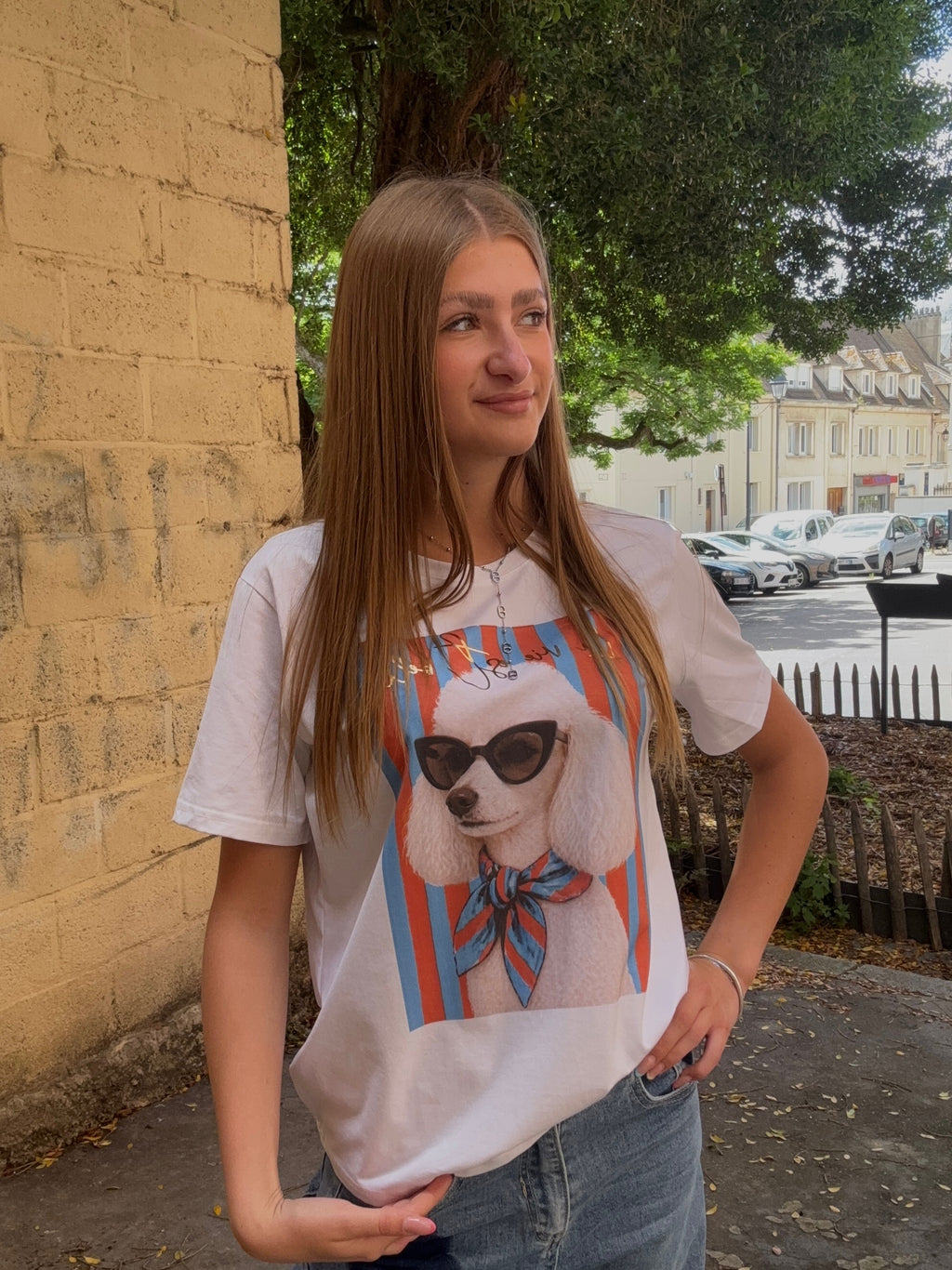 T-shirt Graphique Caniche Chic