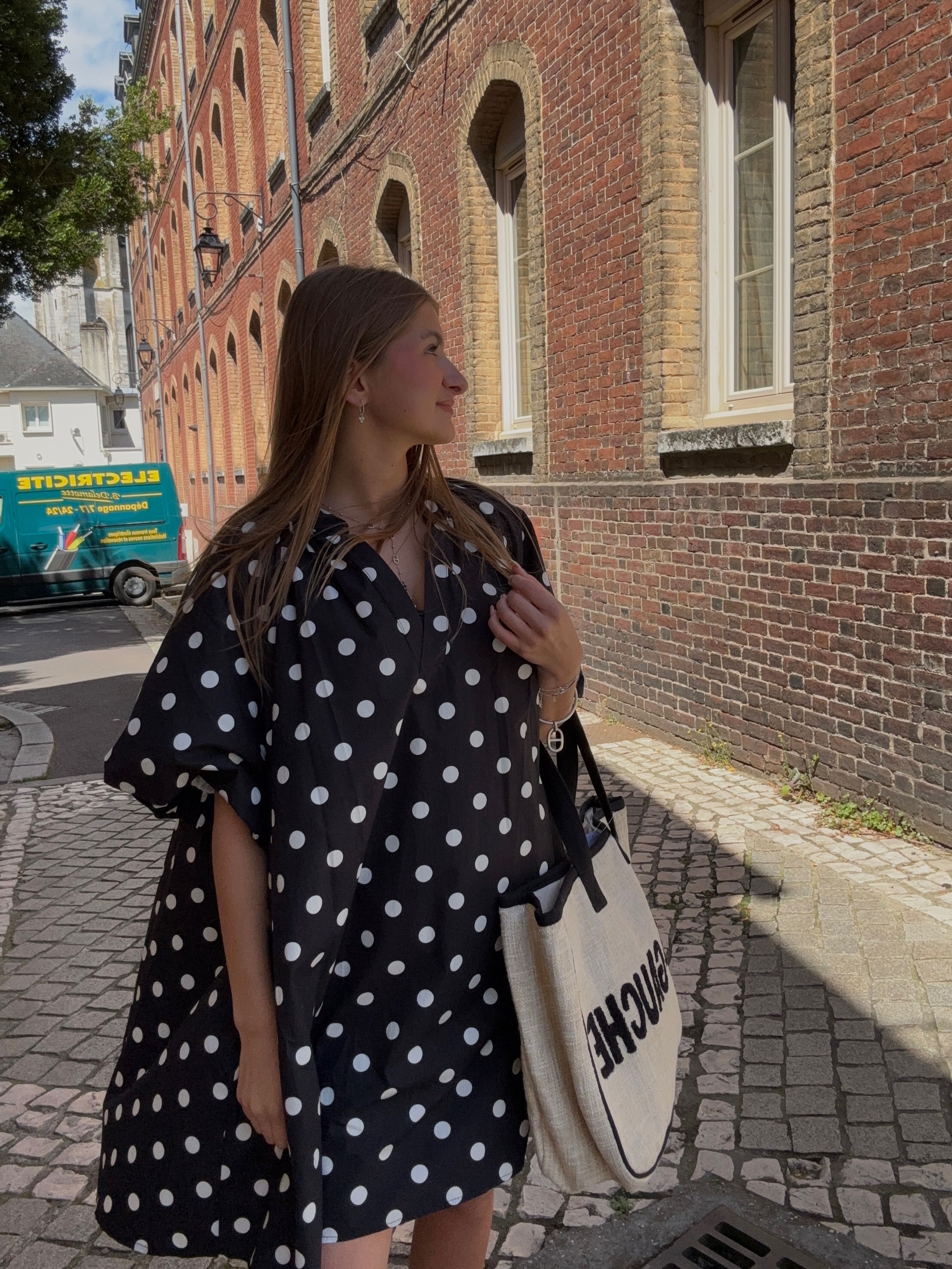 Robe Oversize Pois – Noir & Blanc