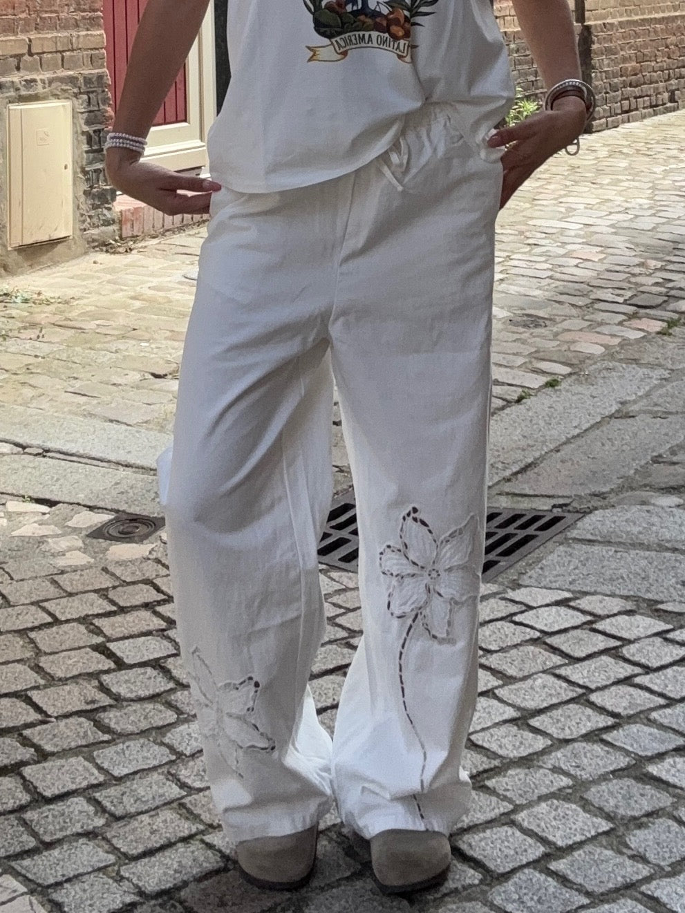 Pantalon Large Blanc Broderie Florale
