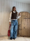 Gilet sans manches marron chocolat à fines rayures