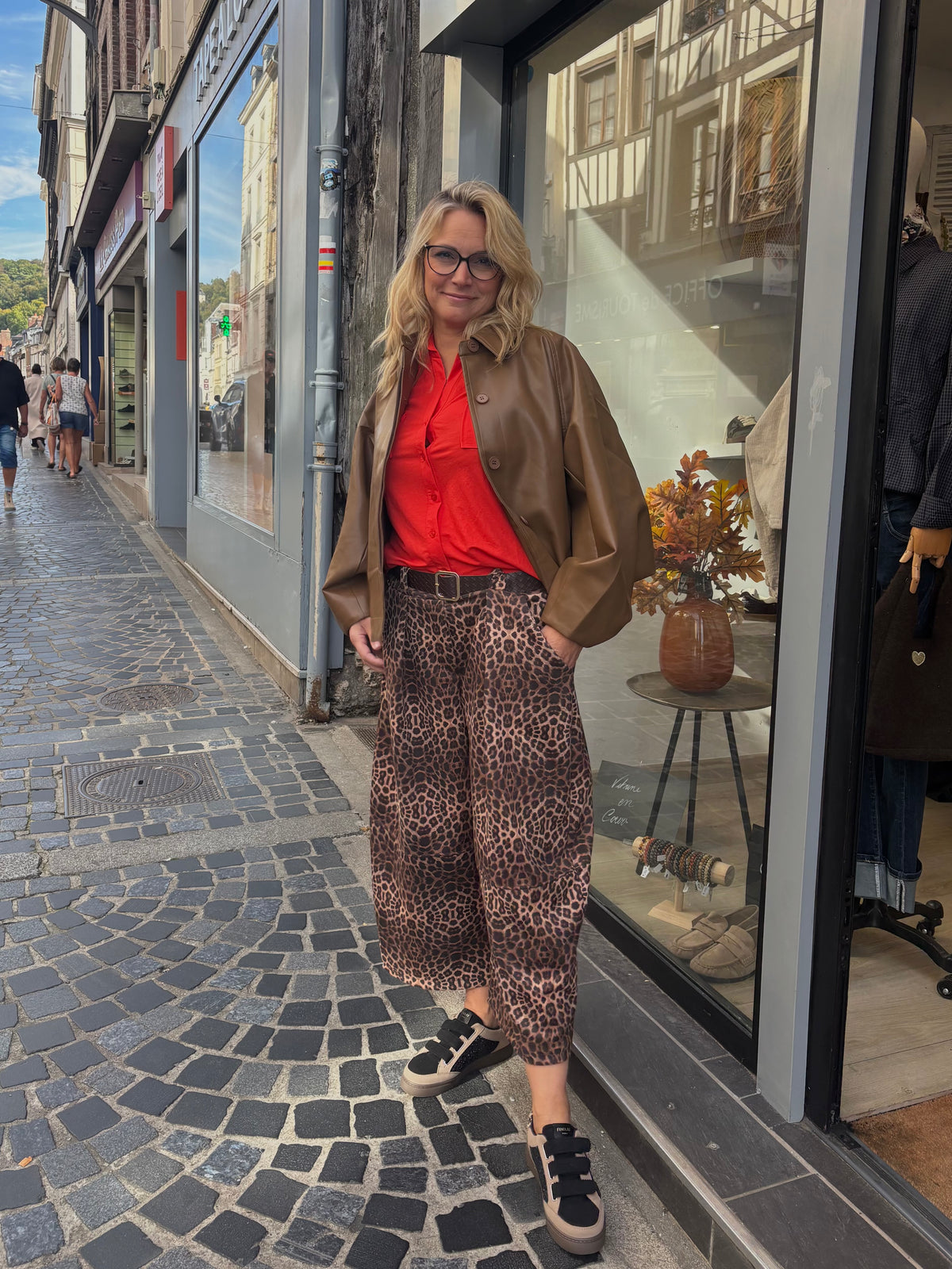 Chemise orange à poches plaquées