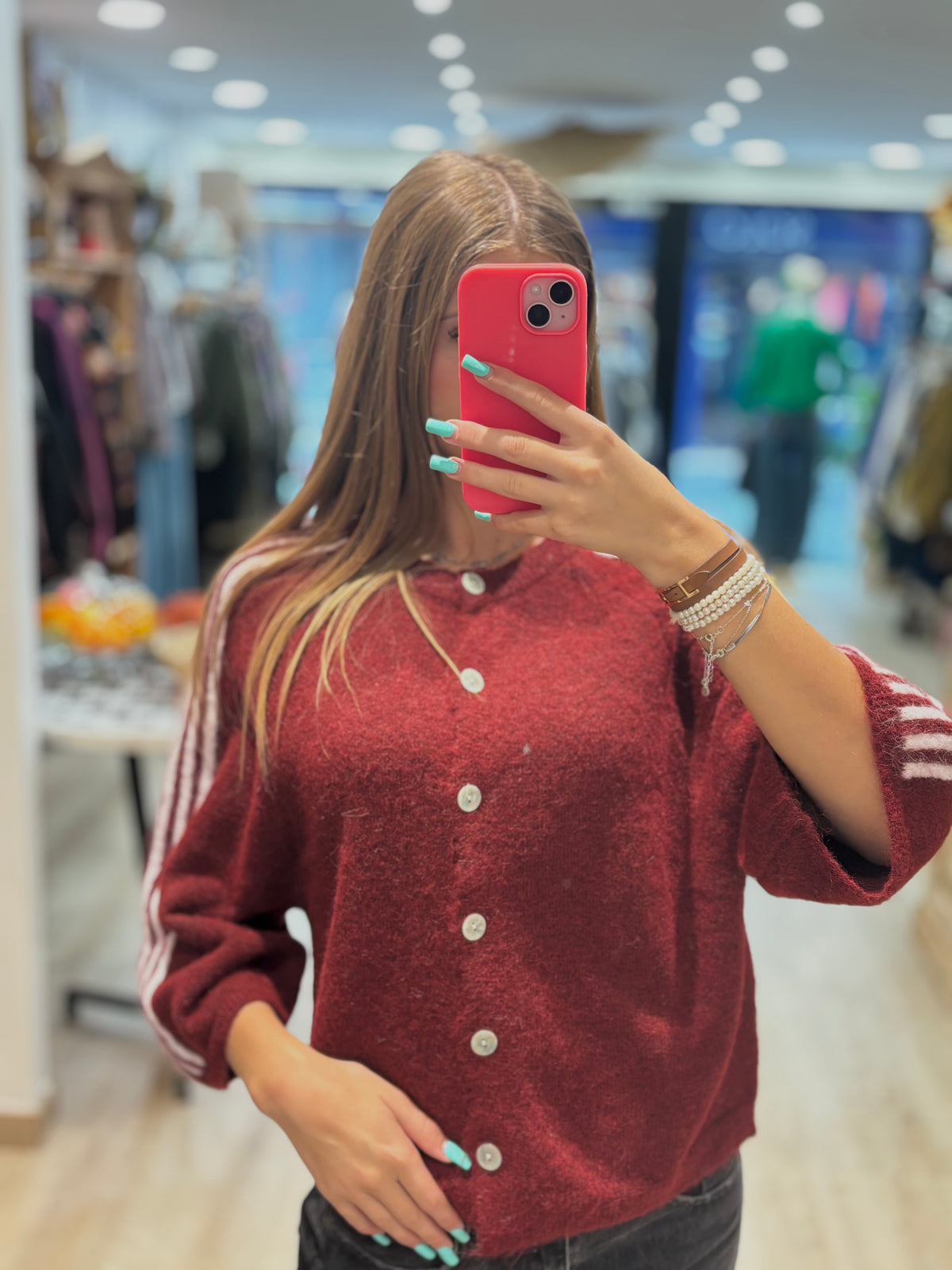 Pull étoile bordeaux et rose poudré