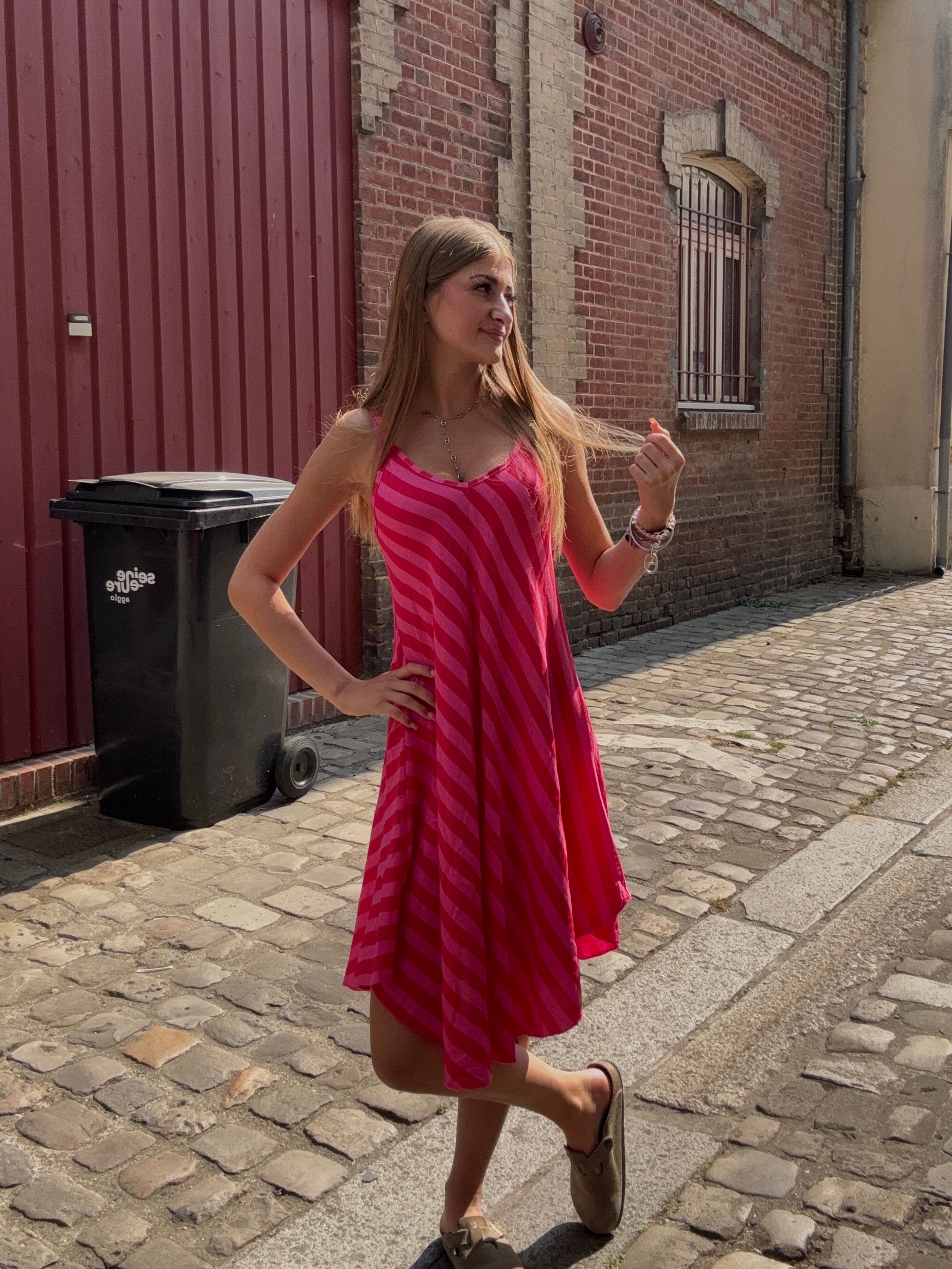 Robe Rayée Rose Fuchsia à Bretelles