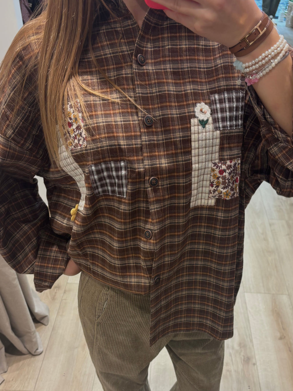 Chemise à carreaux avec détails patchwork