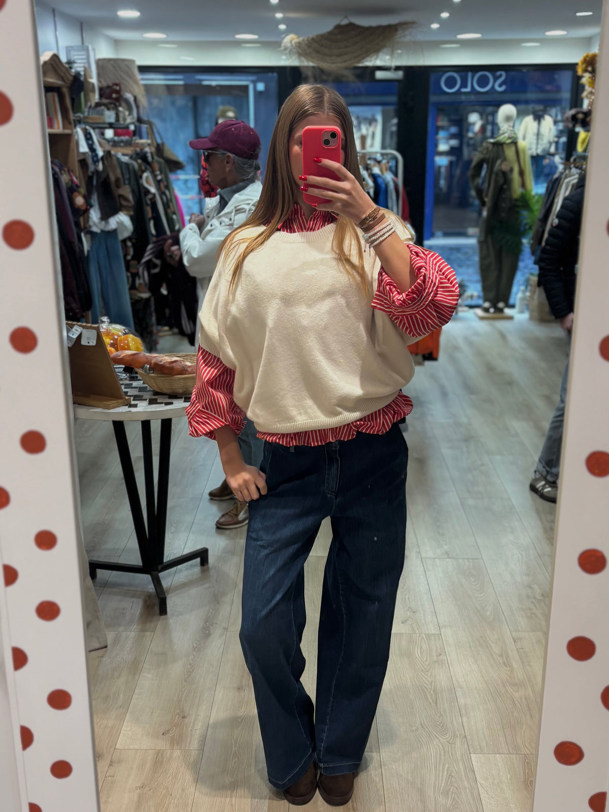 Pull crème sans manches à col rond