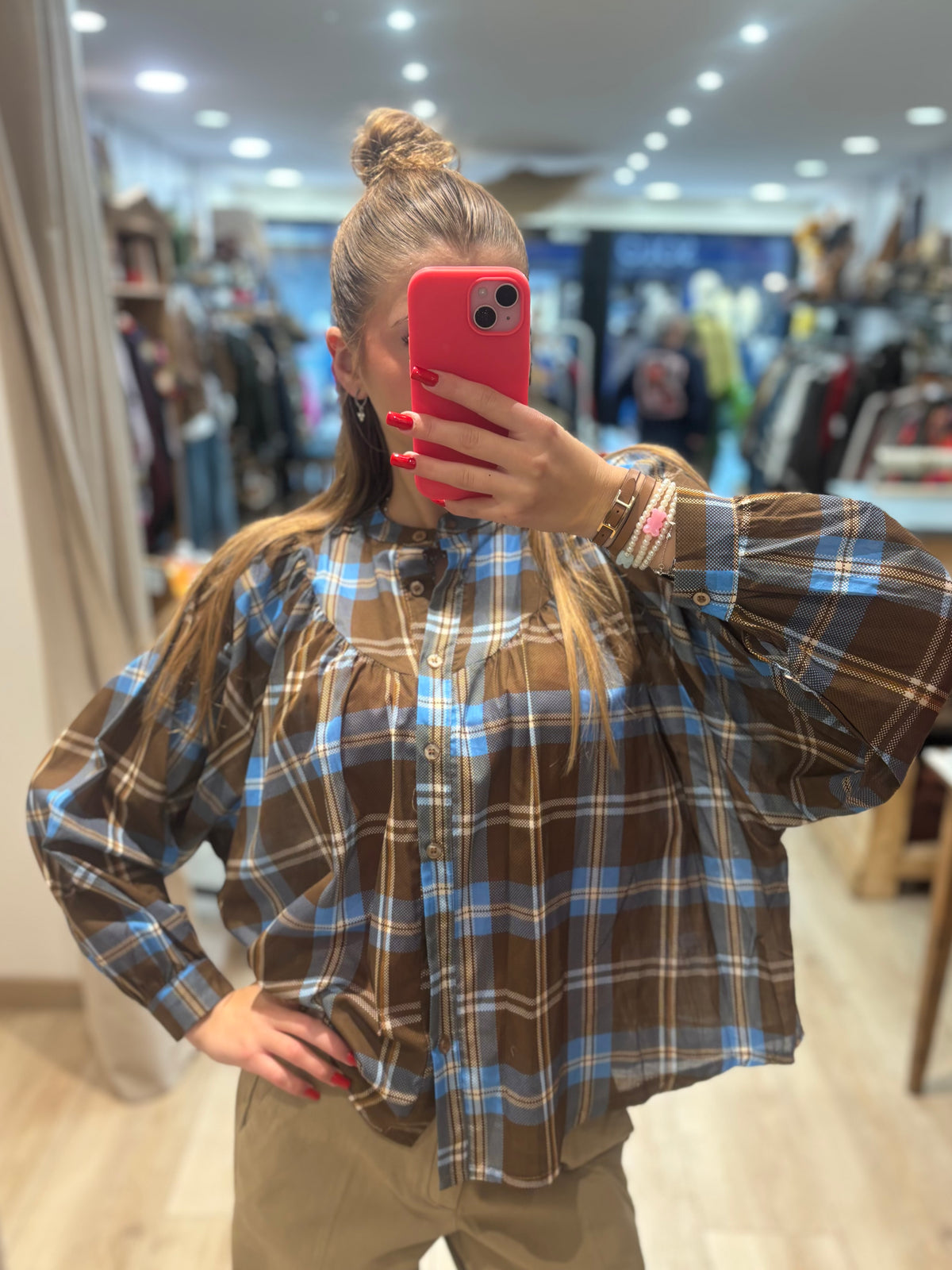Blouse à carreaux à manches longues