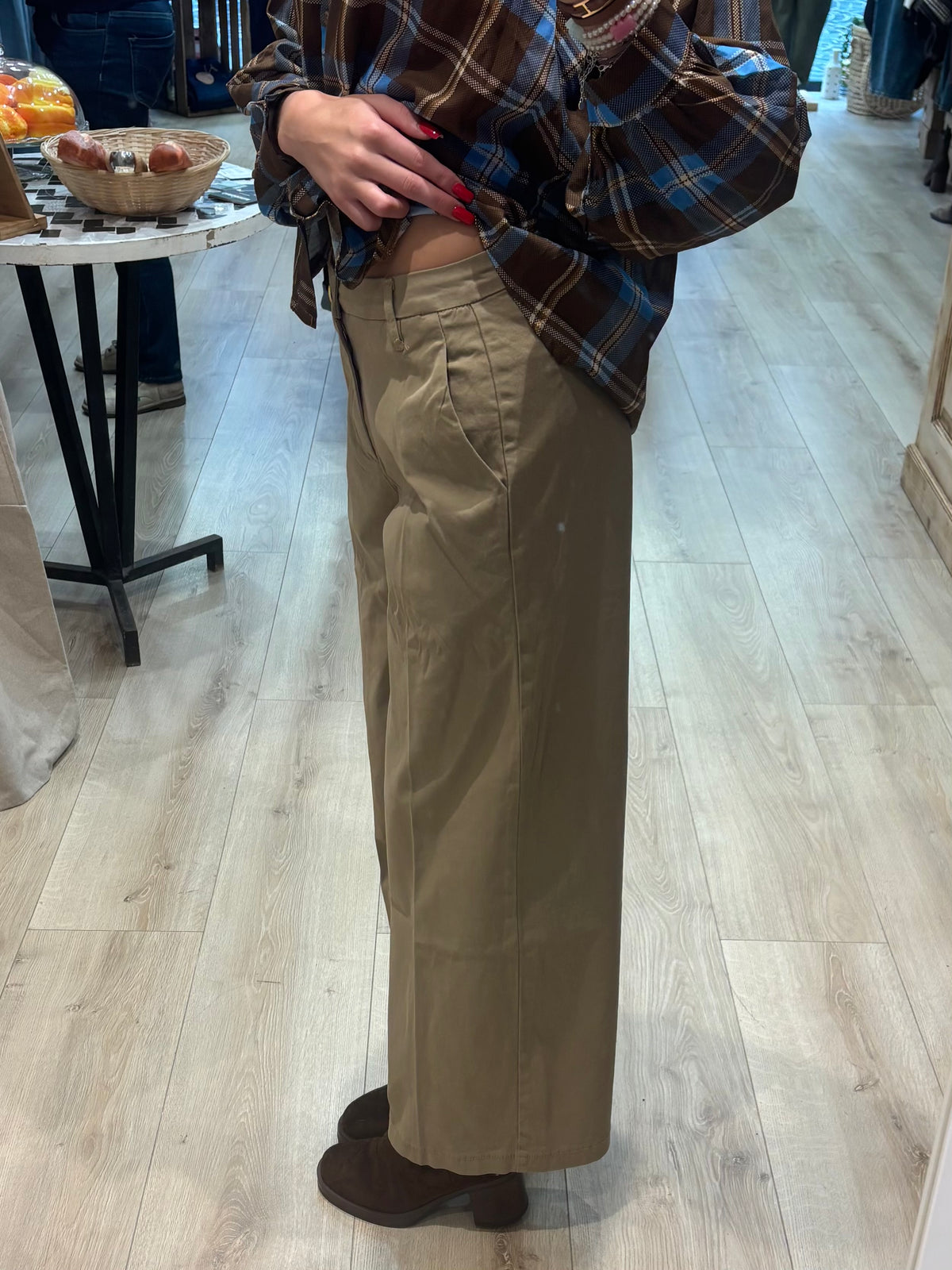 Pantalon large à jambes droites
