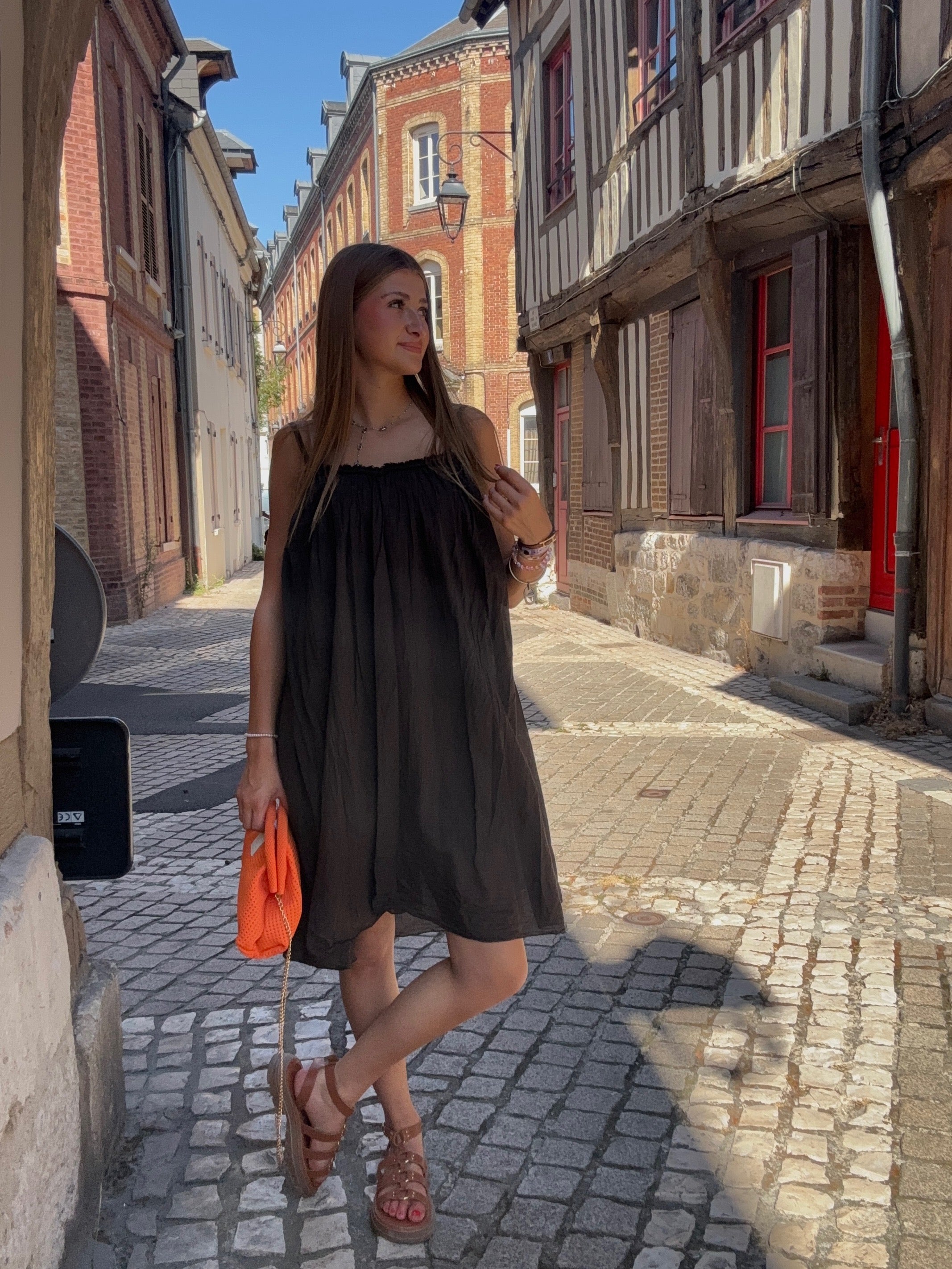 Robe Mi-Longue Chocolat – Fluide & Féminine