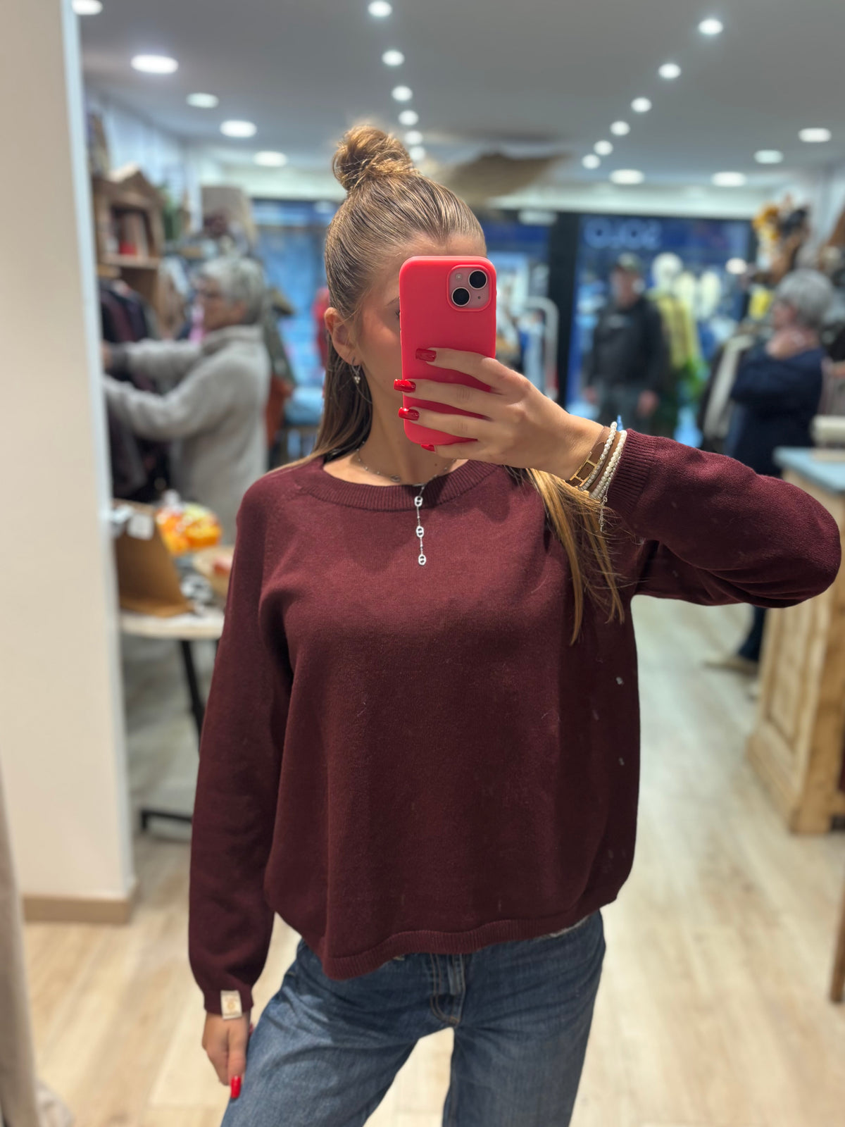Pull bordeaux ample à col rond