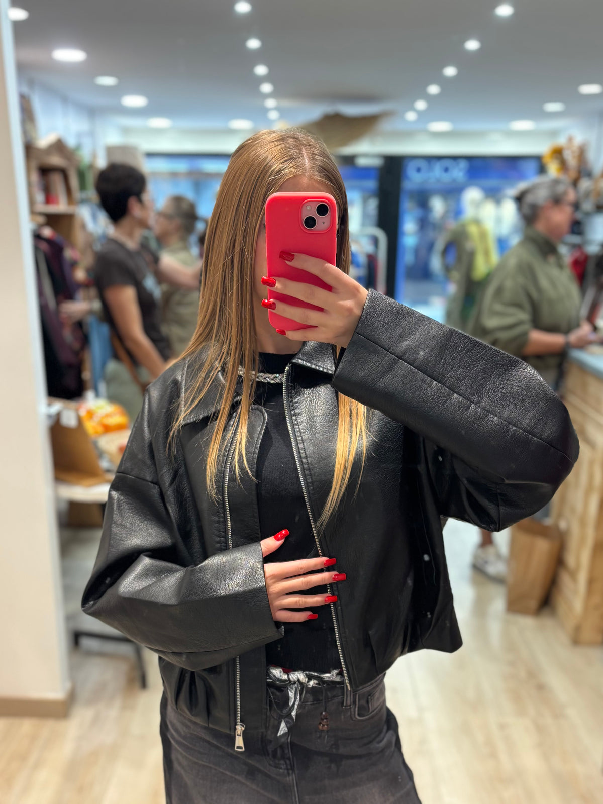 Veste courte zippée à effet cuir