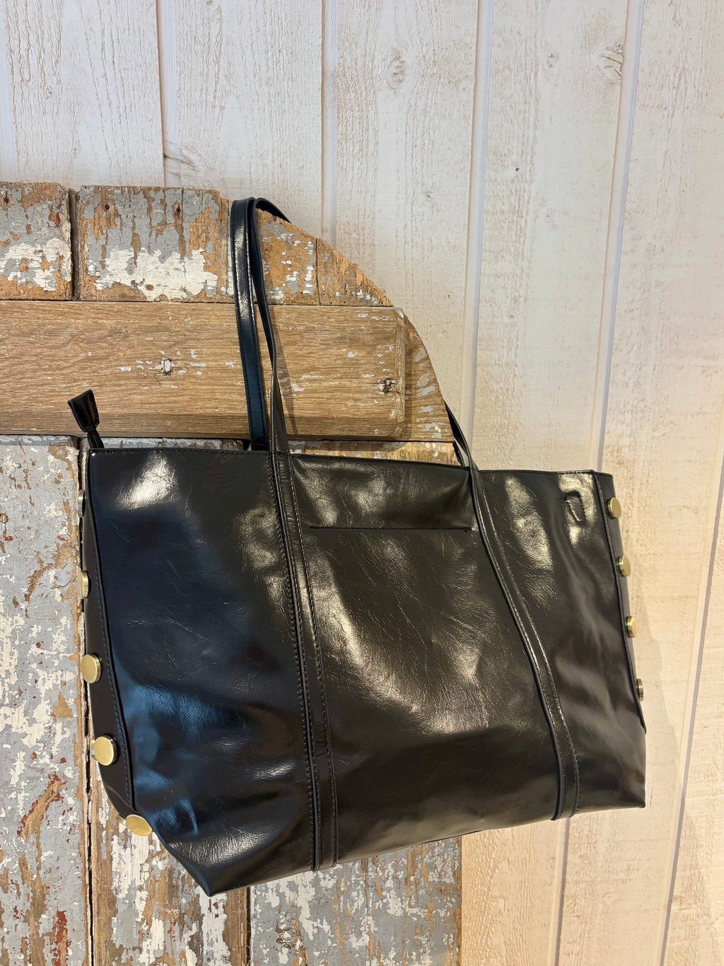 Sac cabas noir à détails métalliques