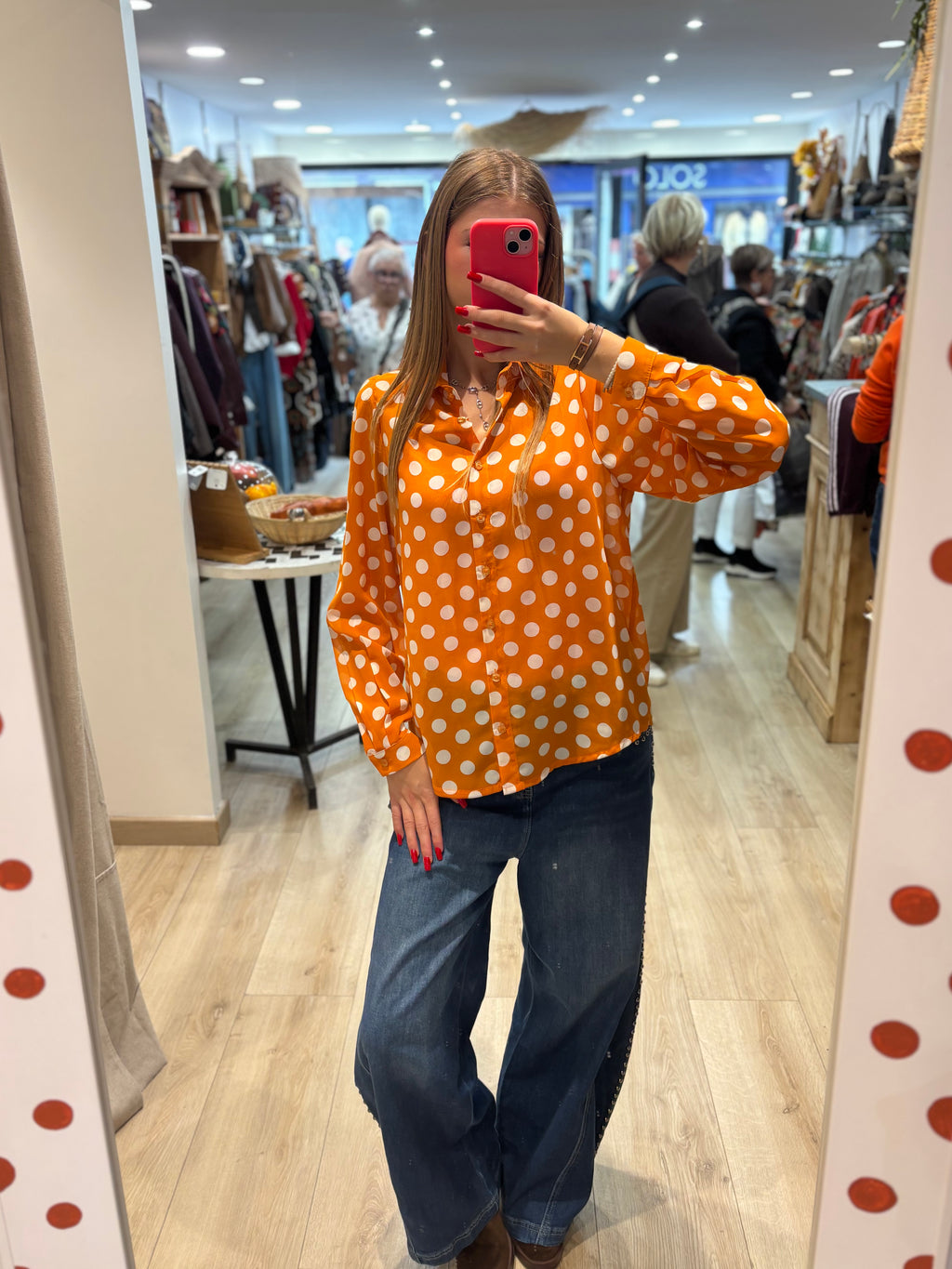 Chemise jaune moutarde à pois blancs à manches longues