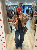 Veste beige rosé zippée à poches poitrine