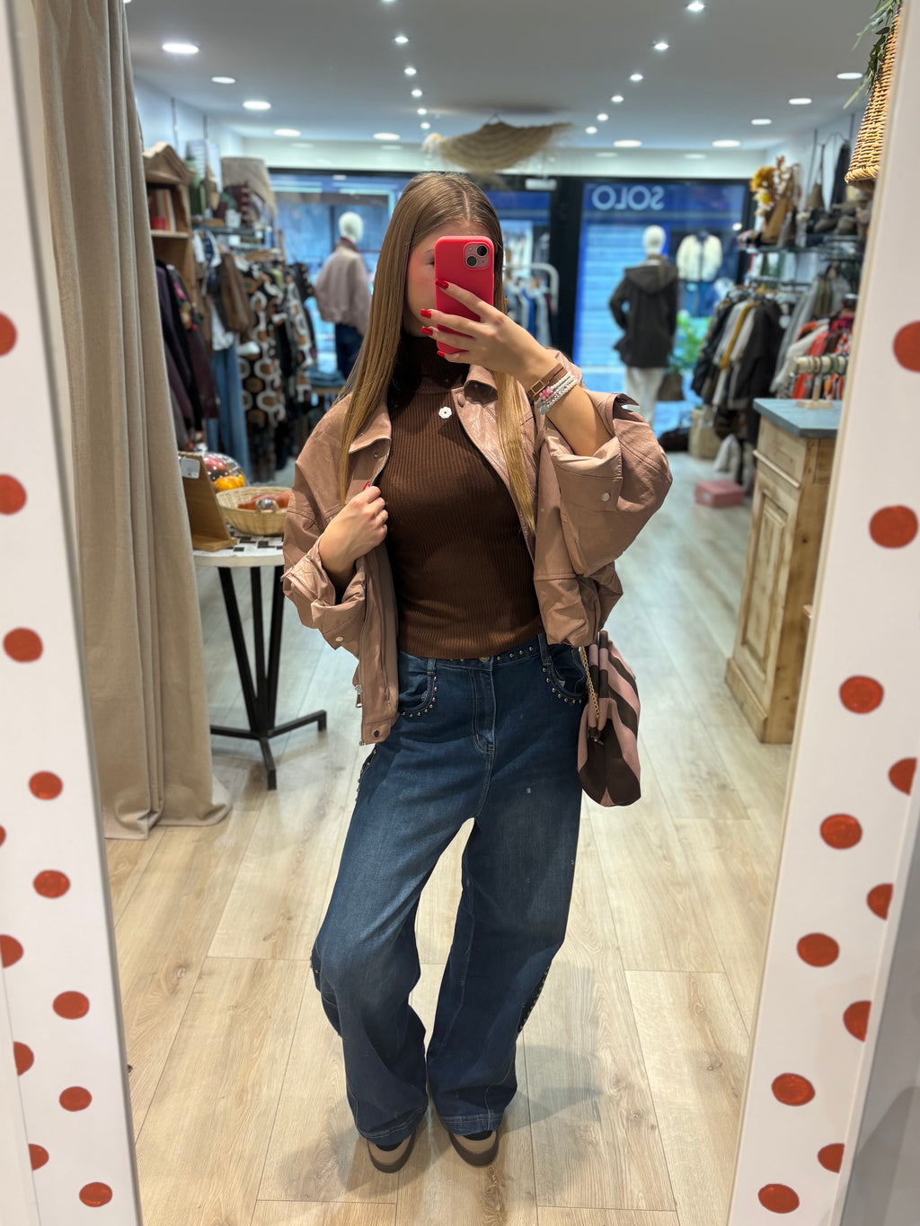 Veste beige rosé zippée à poches poitrine