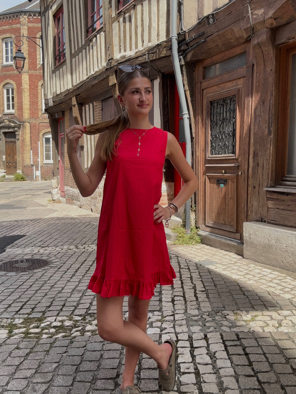 Robe Courte Rouge Volantée