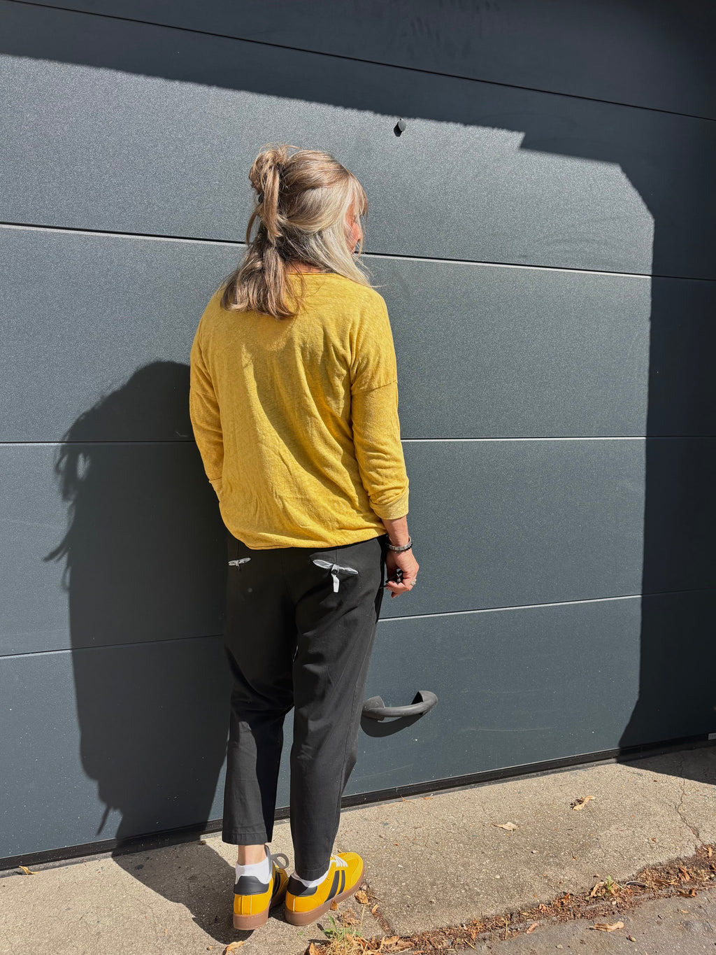 Pantalon Fluide Noir Ceinture Blanche