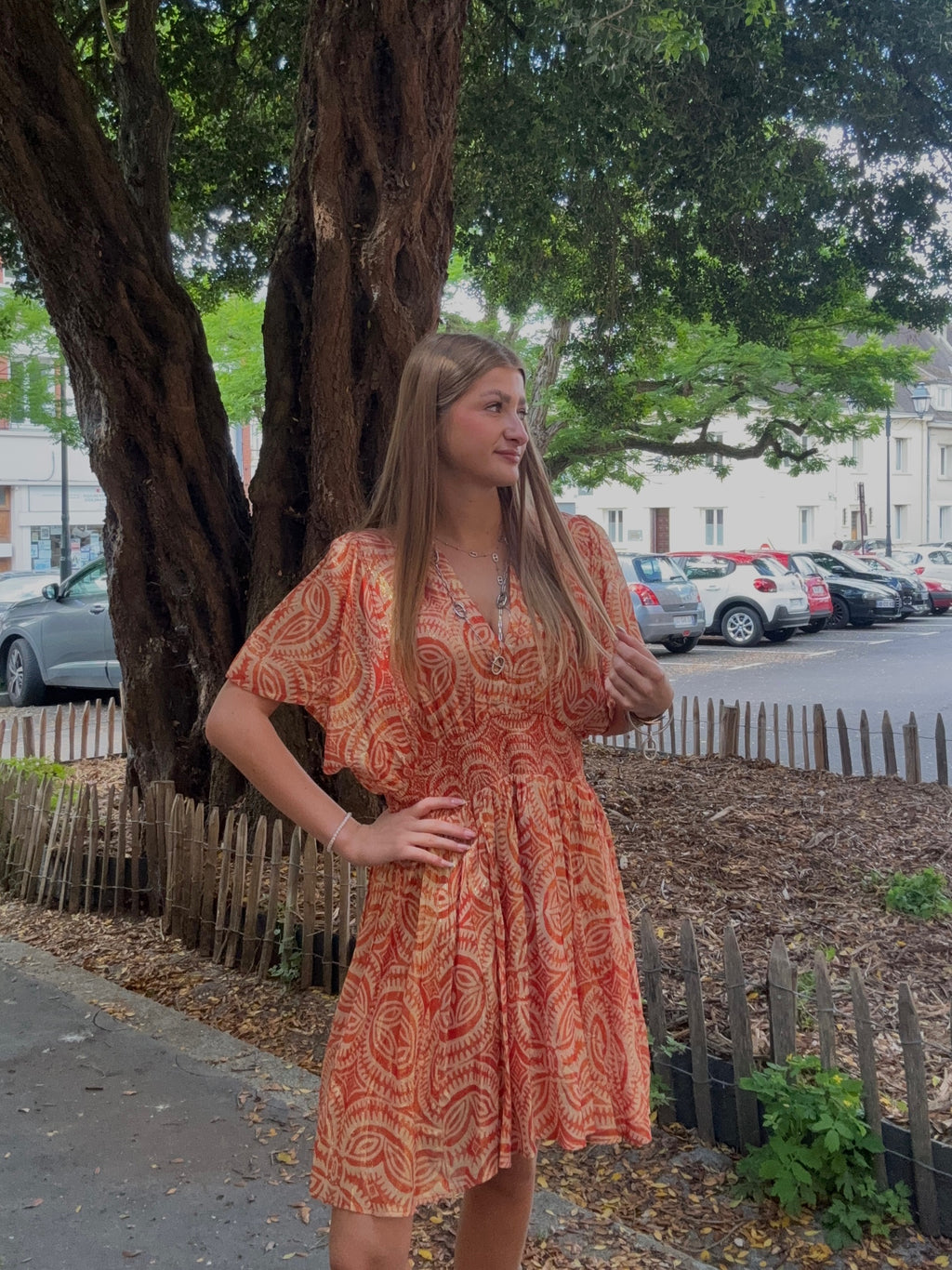 Robe courte imprimée à motifs ethniques