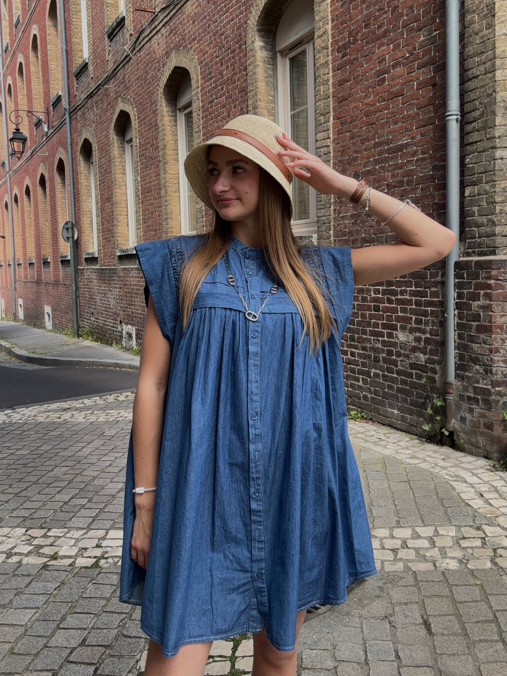 Robe en jean courte à volants