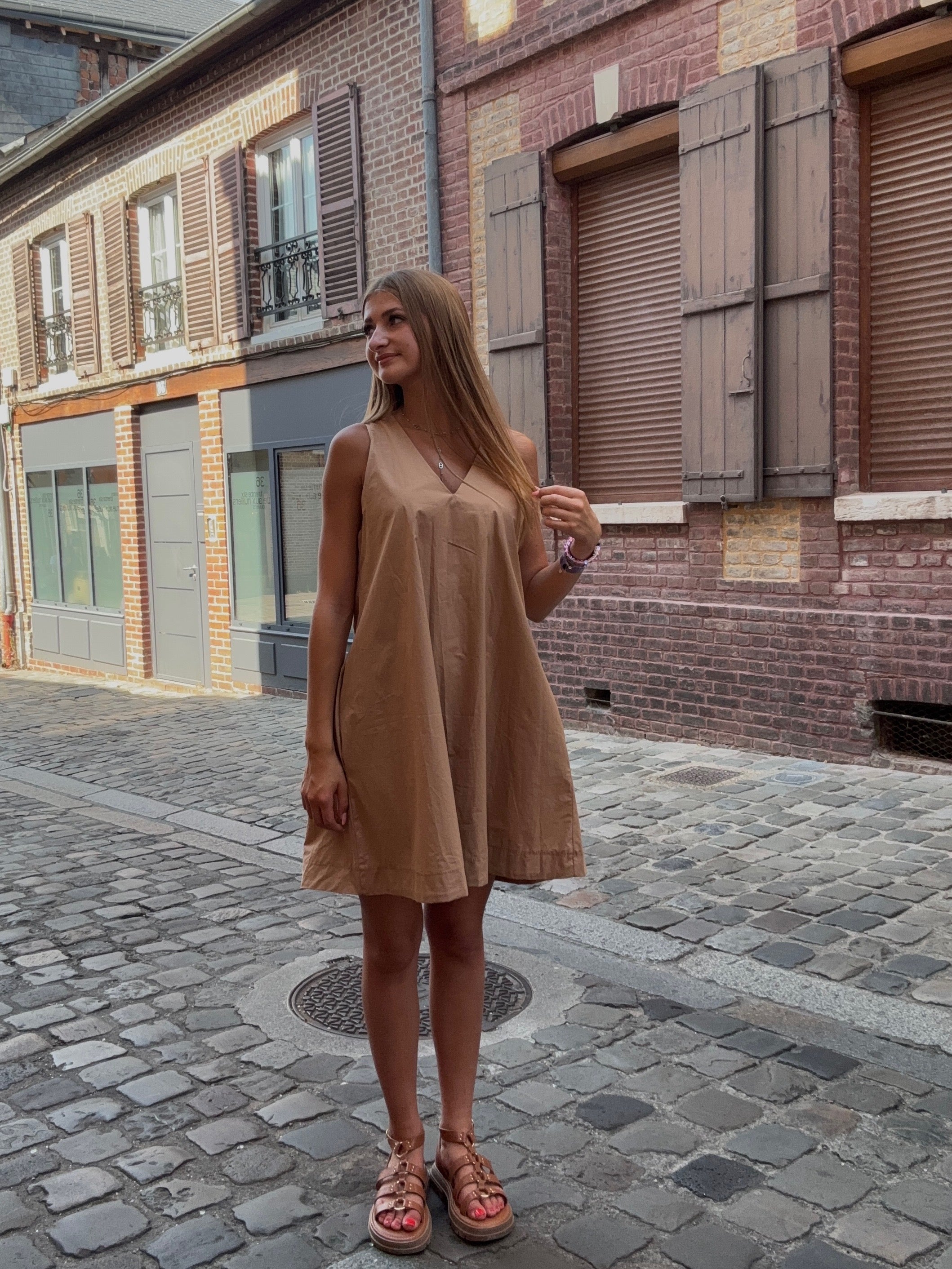 Robe Camel Courte