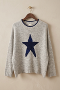 Pull gris clair chiné à étoile bleu marine