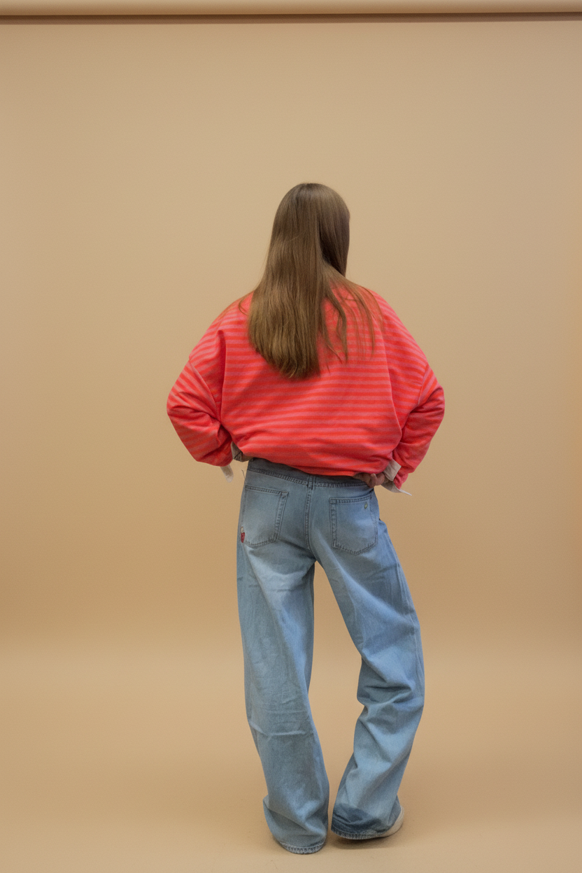 👖 Jean large décoré — « Denim Love »