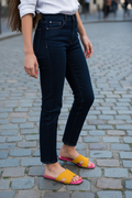 Mules H jaune rose portées – profil